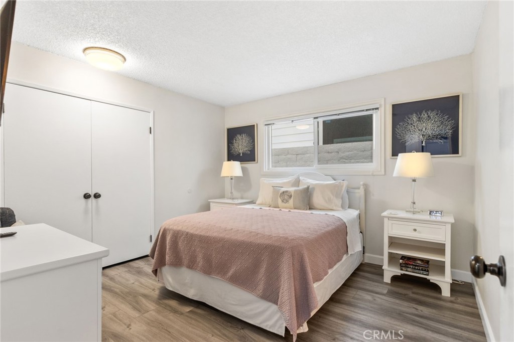 218 E Balboa 1/2