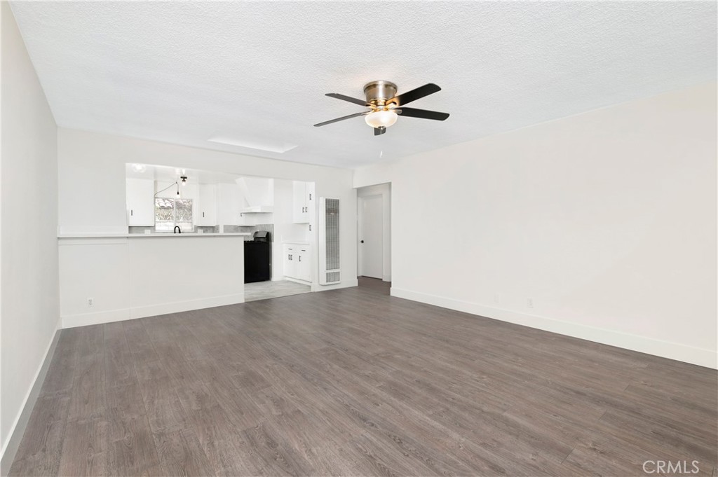 2175 1/2 Tustin Avenue