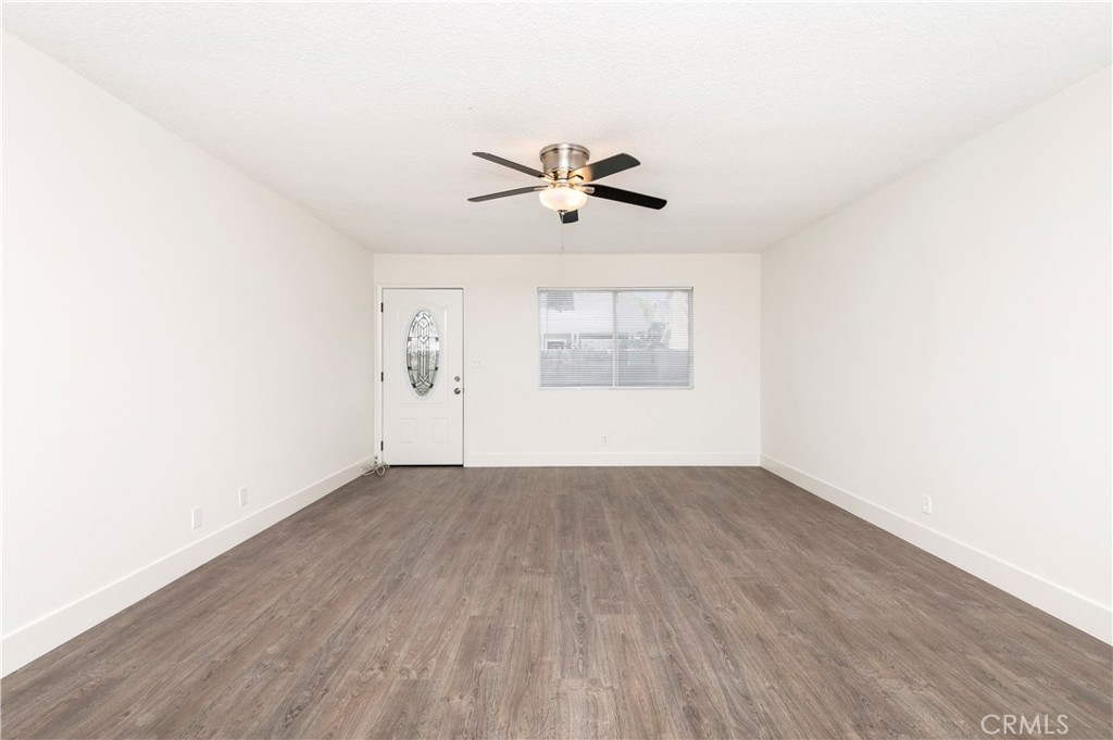 2175 1/2 Tustin Avenue