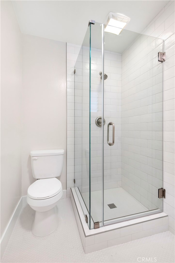 2175 1/2 Tustin Avenue