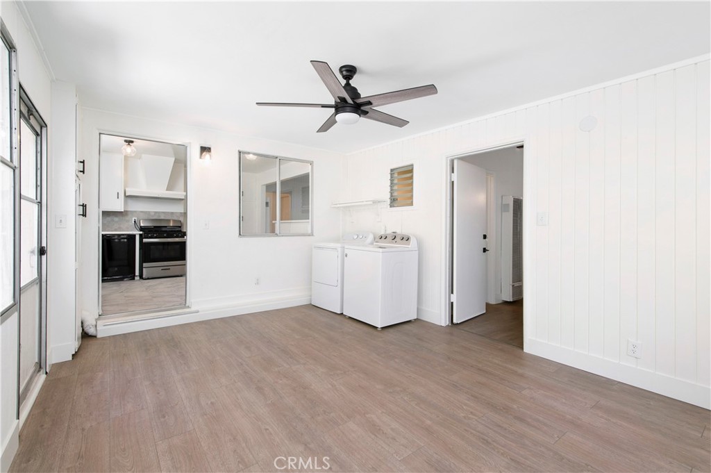 2175 1/2 Tustin Avenue