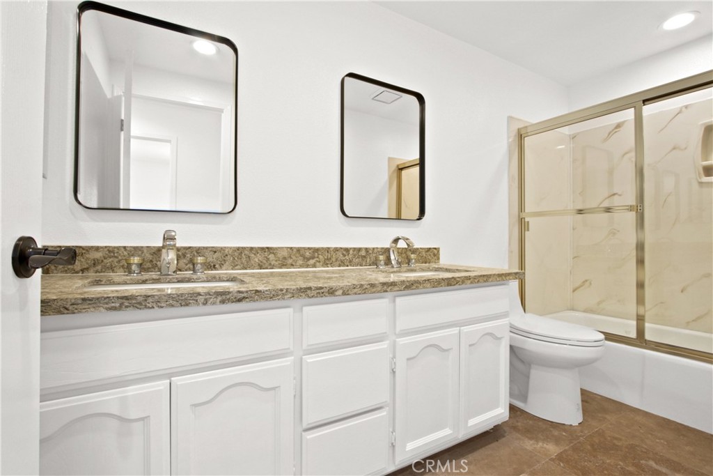 29696 Michelis Street