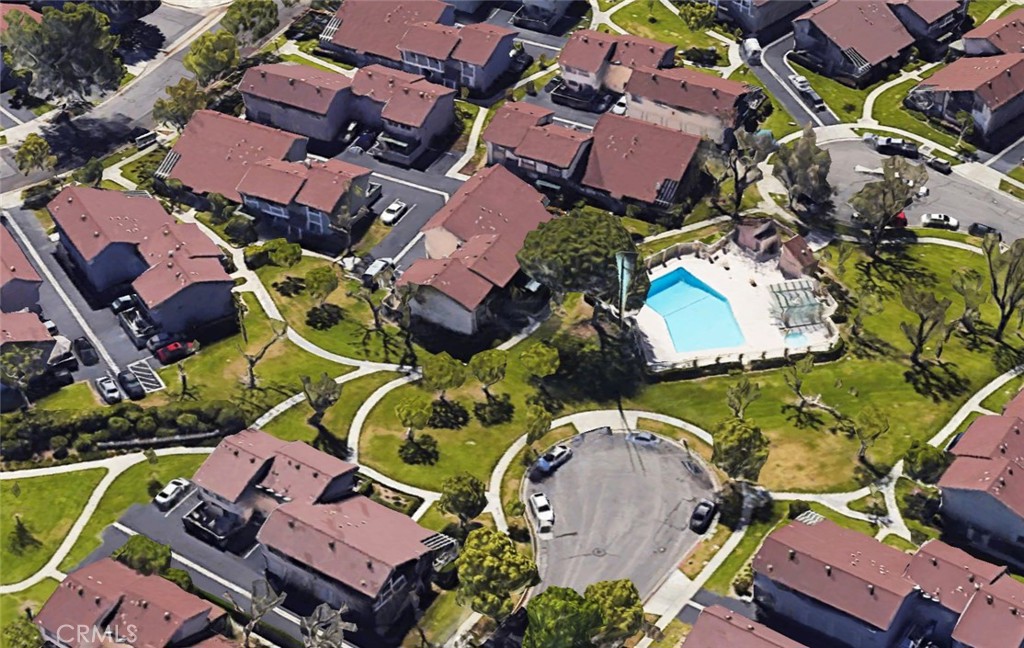 1720 N Willow Woods Drive B