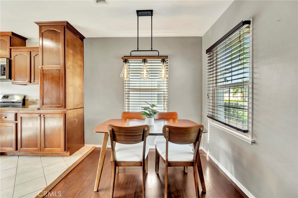 168 E Harcourt Street