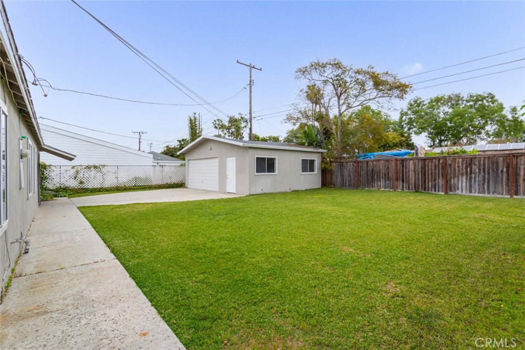 2060 Monrovia Avenue