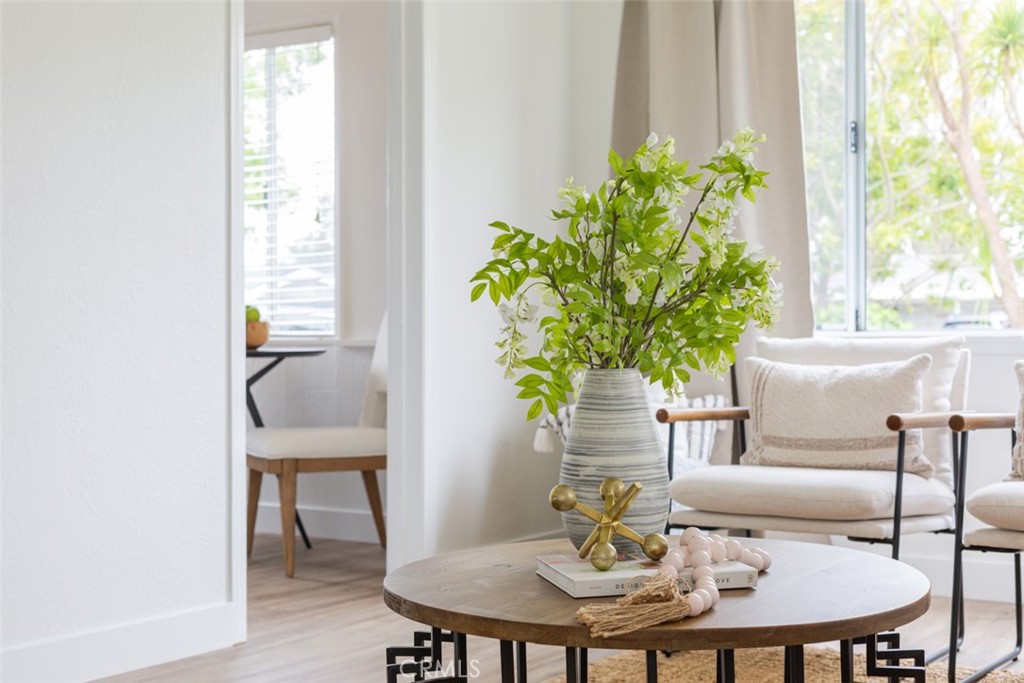 2060 Monrovia Avenue