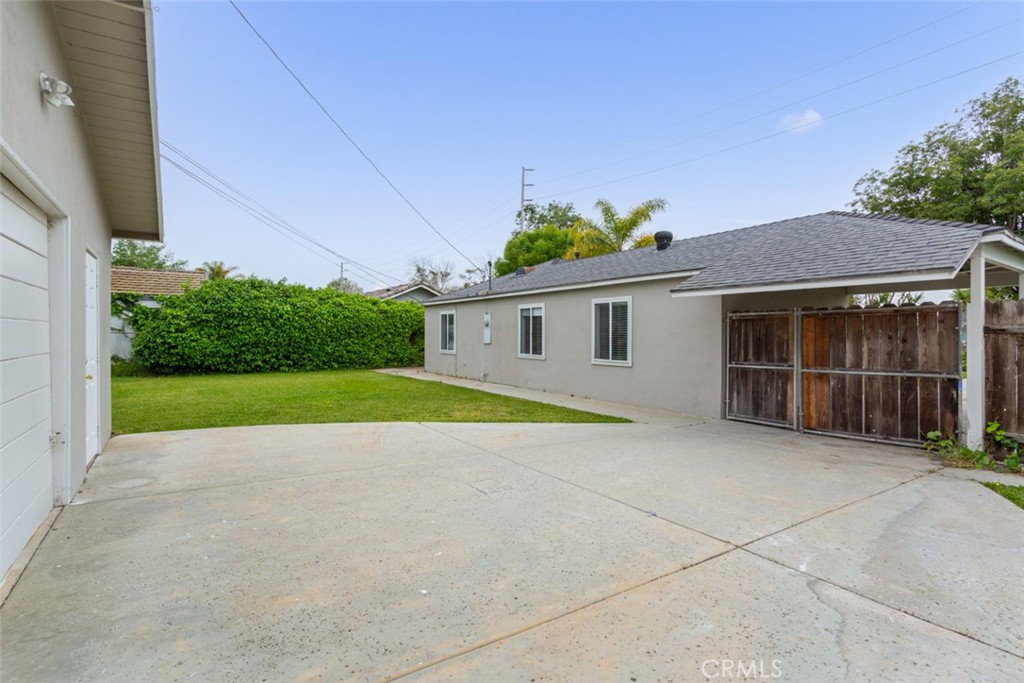 2060 Monrovia Avenue