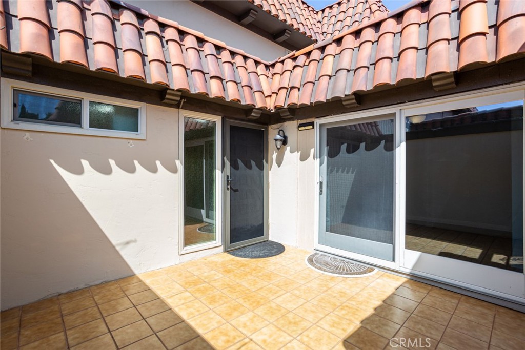 3019 Club House Circle