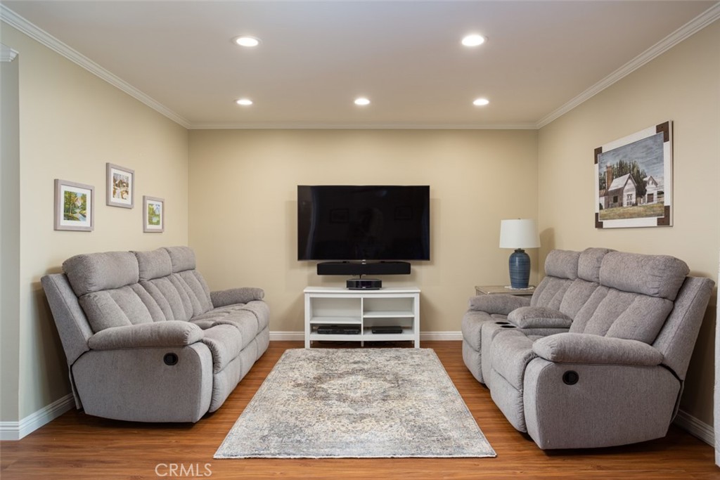 3019 Club House Circle