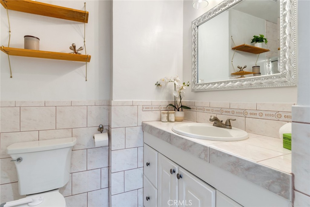 15631 Pacific Street