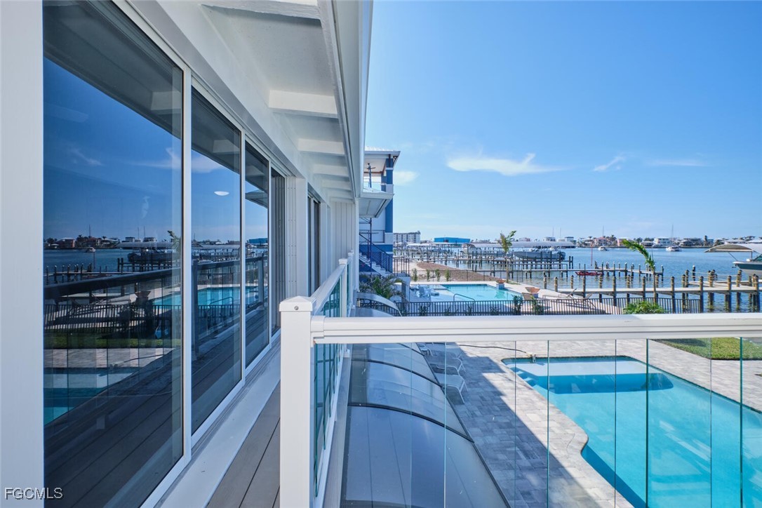 789 San Carlos DR
