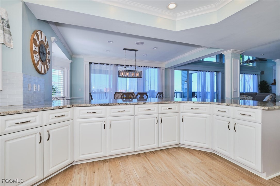 950 San Carlos DR