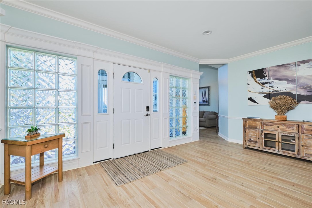 950 San Carlos DR