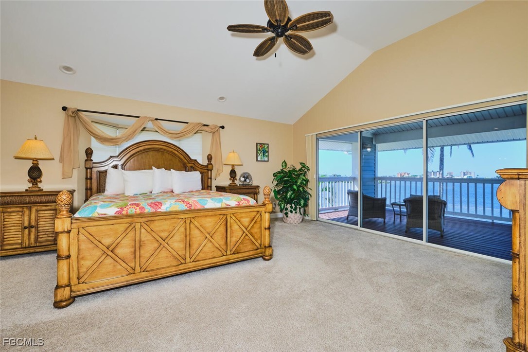 950 San Carlos DR