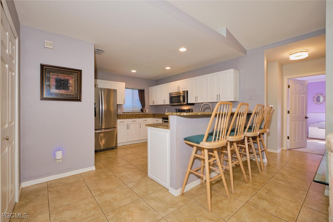 6111 Astoria AVE