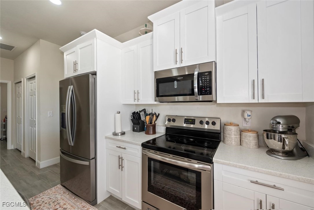 6139 Hendley CT