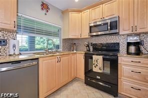140 SE 8th ST