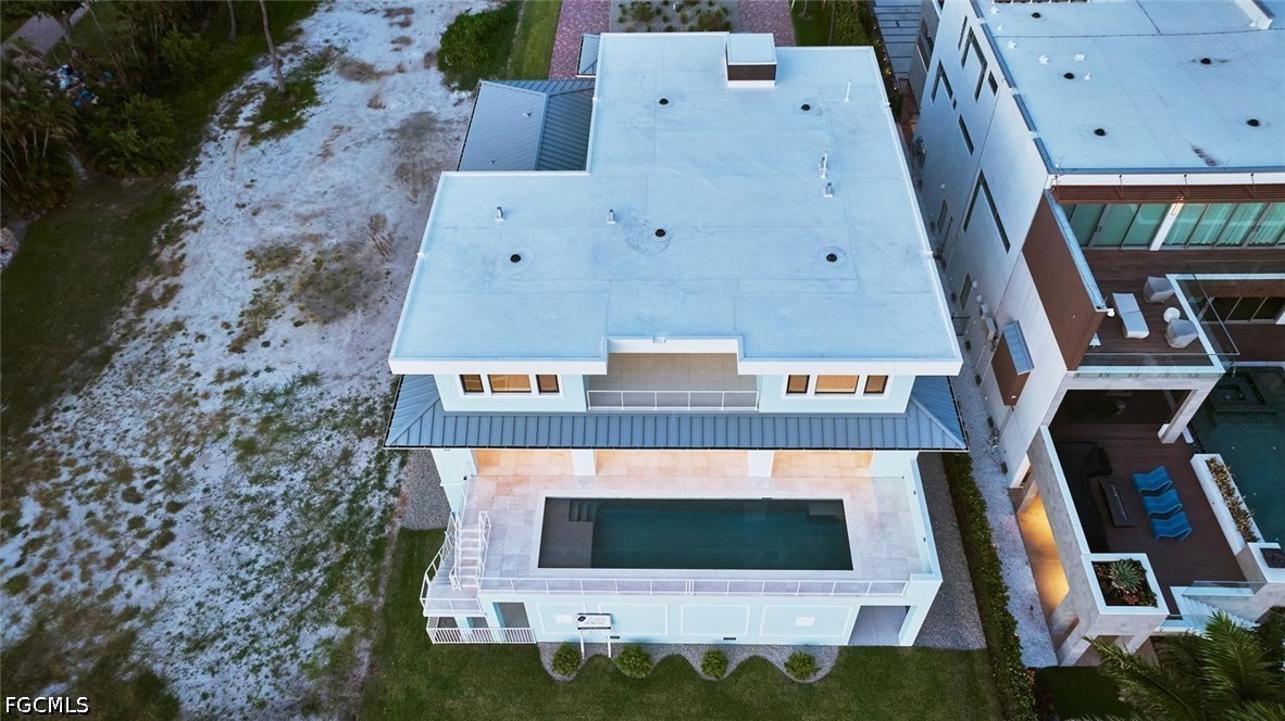938 San Carlos DR