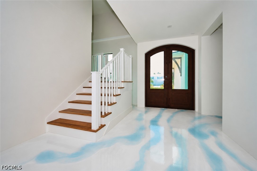 938 San Carlos DR