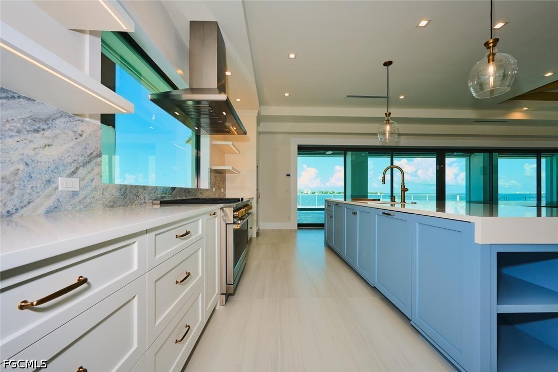 938 San Carlos DR