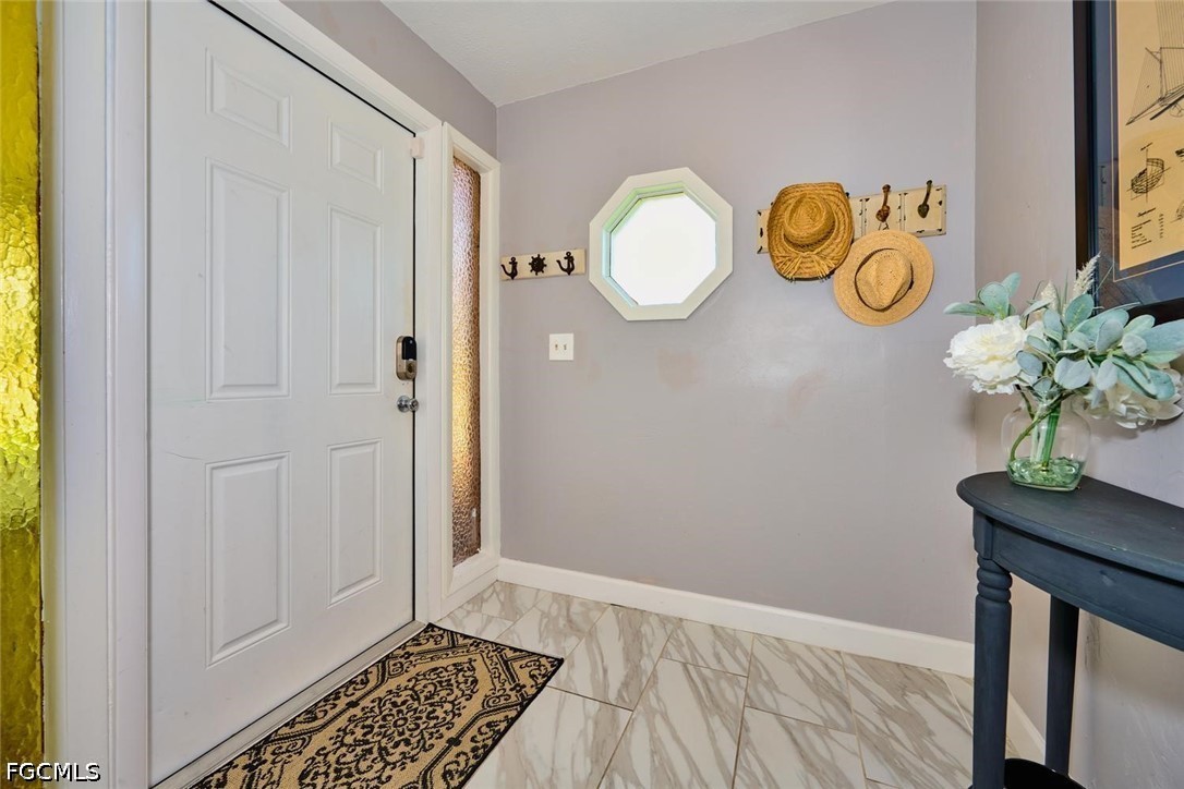 2212 Crystal DR