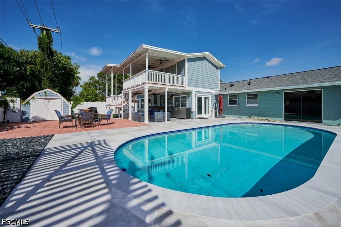 2212 Crystal DR
