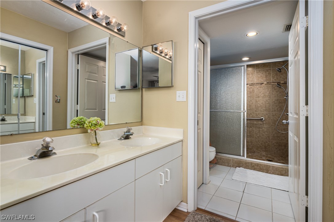 270 Naples Cove DR 3201