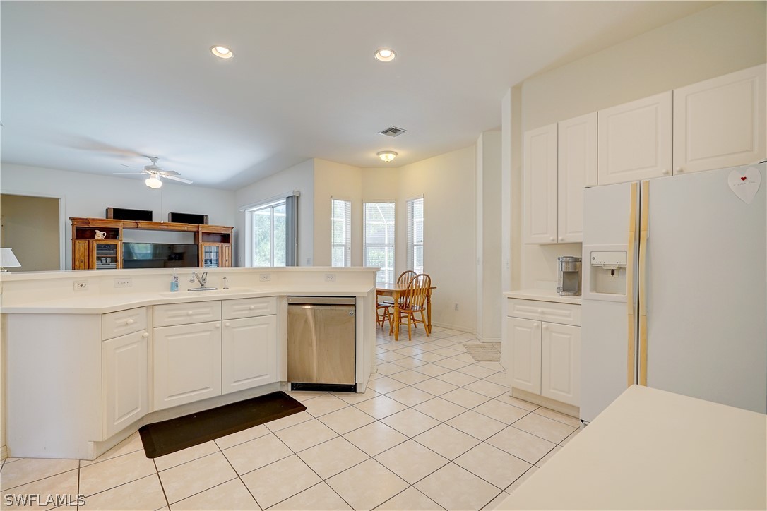 11142 Lakeland CIR