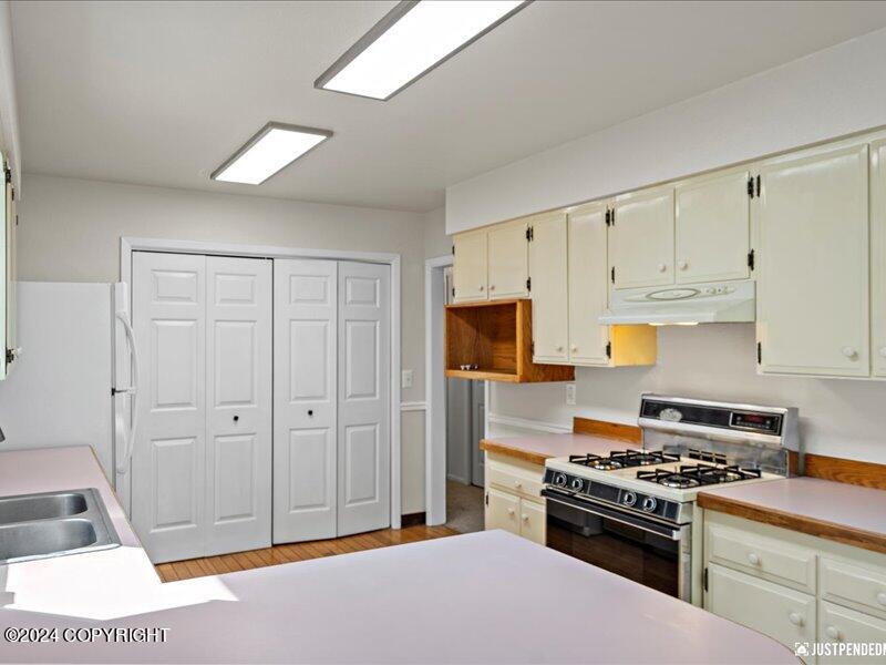 13111 Scottie Court