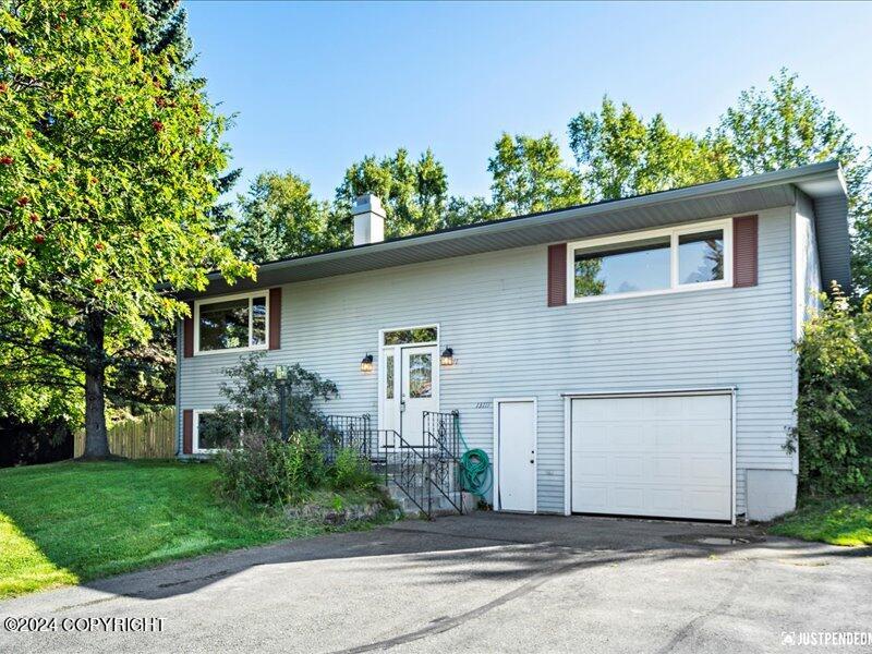 13111 Scottie Court