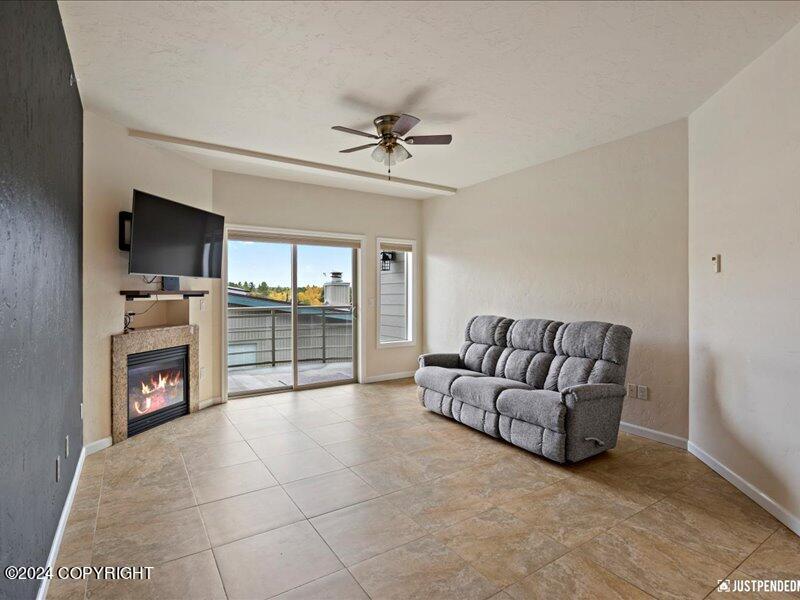 1126 E 16th Avenue # 404 Unit: #B-404