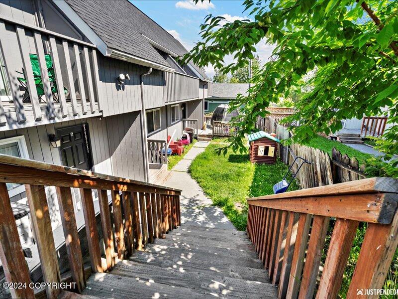 8101 Briarwood Street