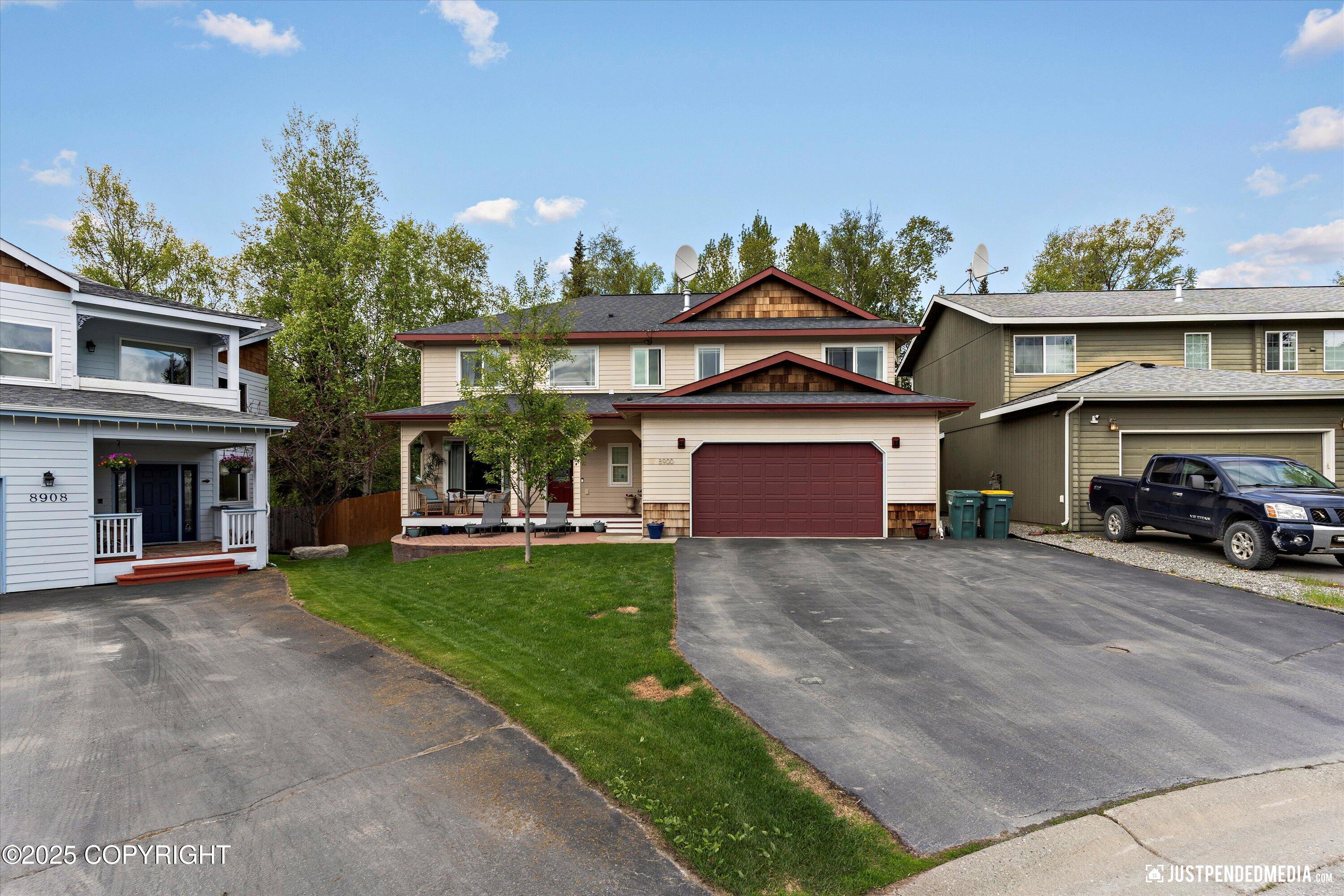 8900 Valley Brook Circle