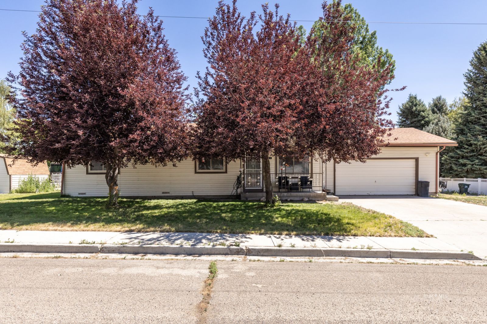 441 4th Street