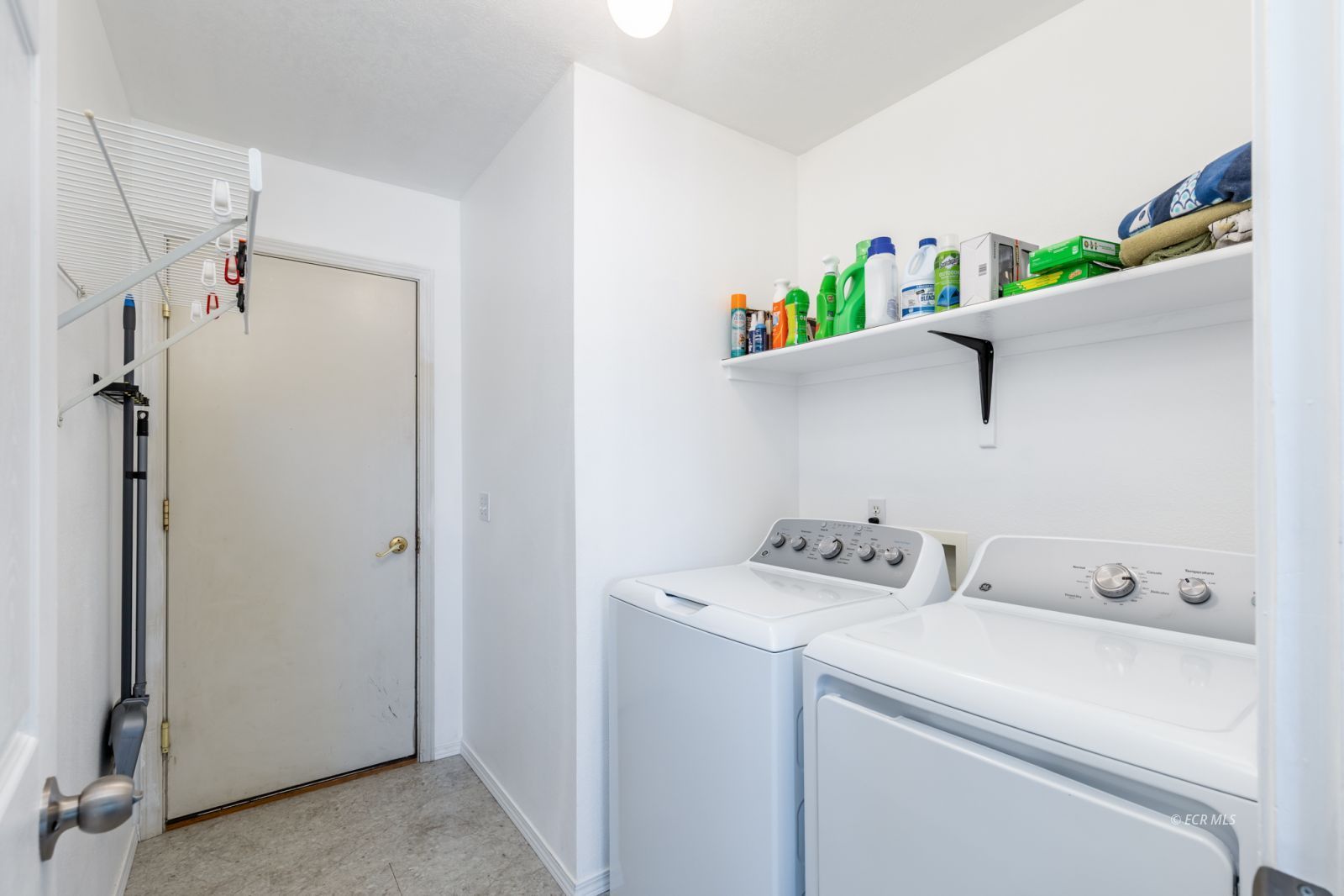 144 Charlwood Drive