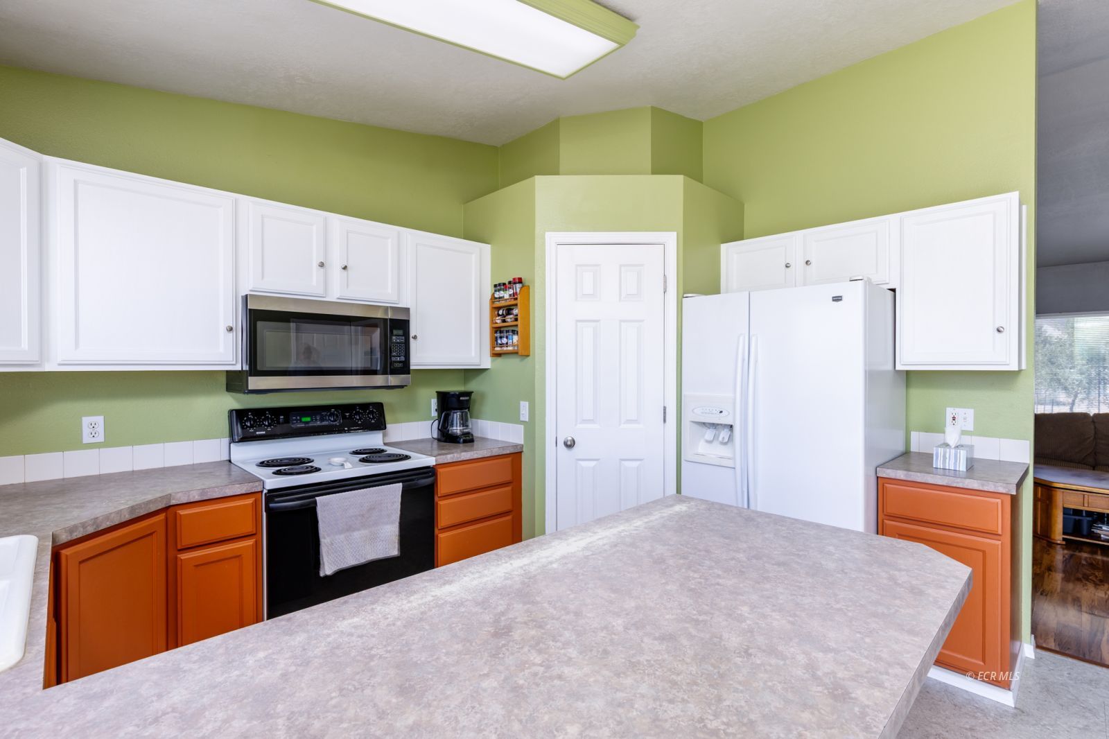 144 Charlwood Drive