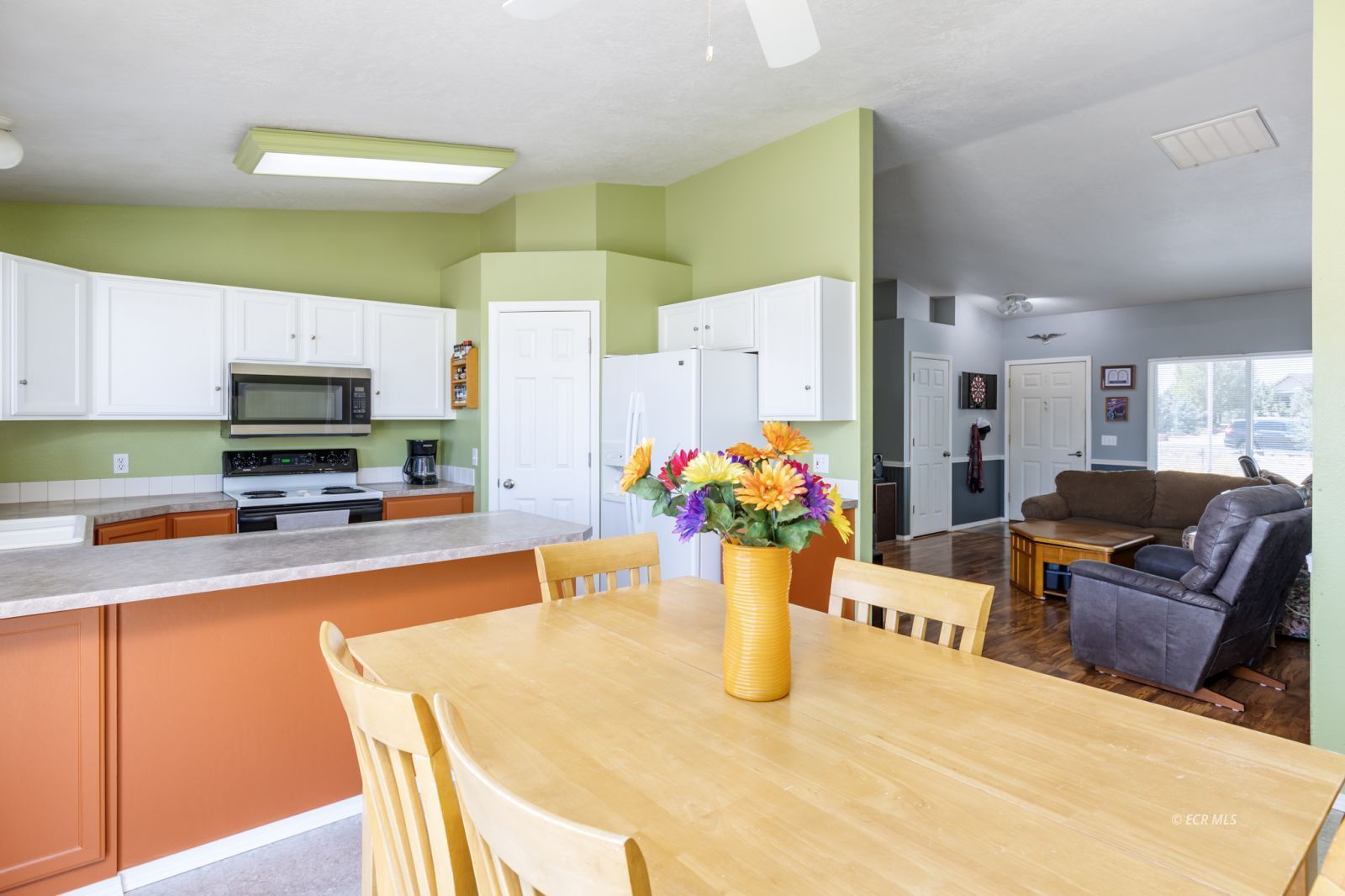 144 Charlwood Drive