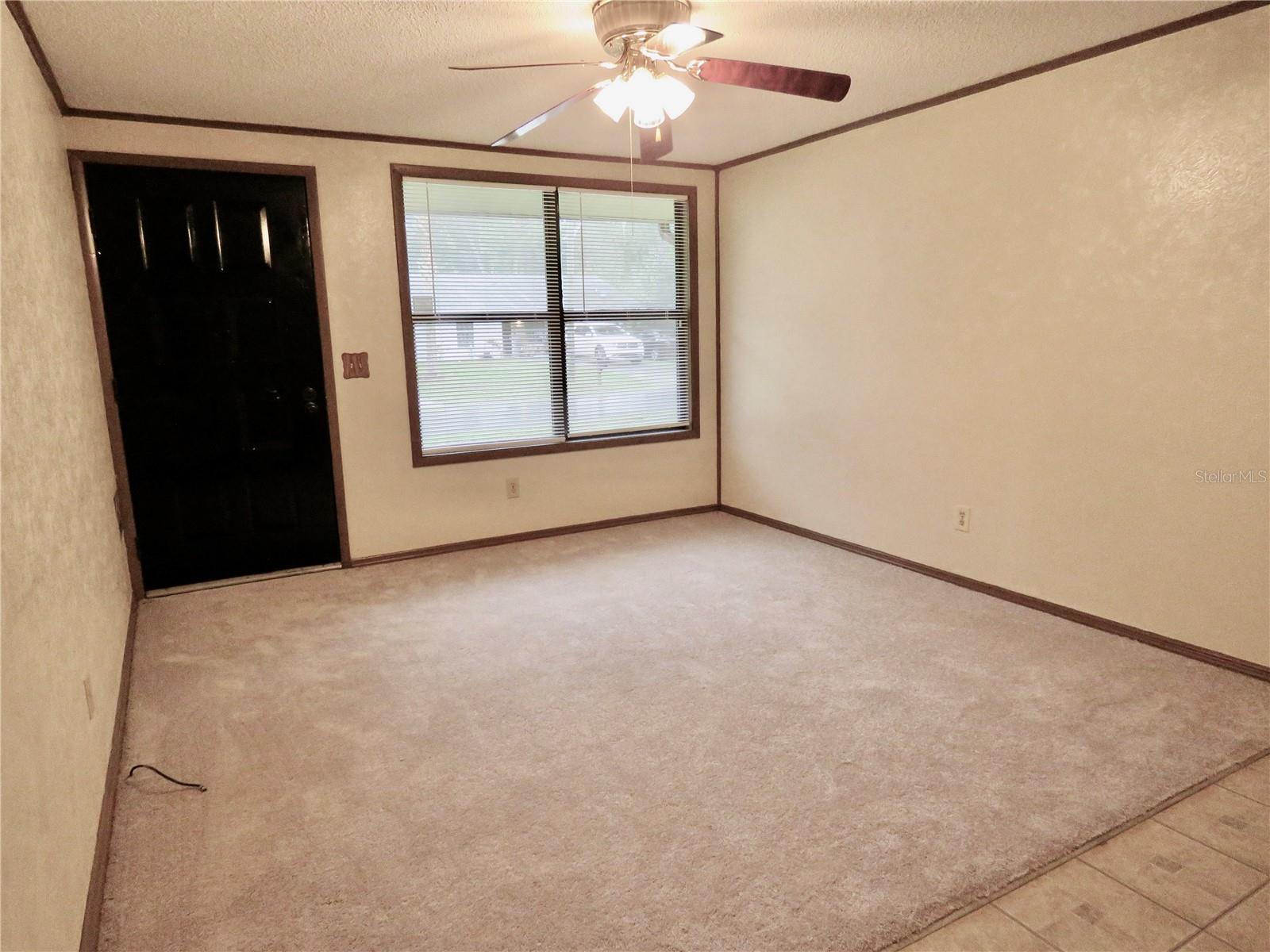 323 RUBY AVE