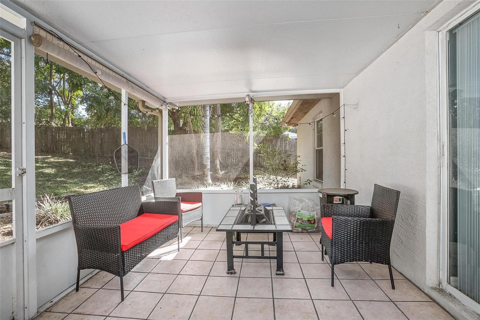 433 LANCASTER AVE