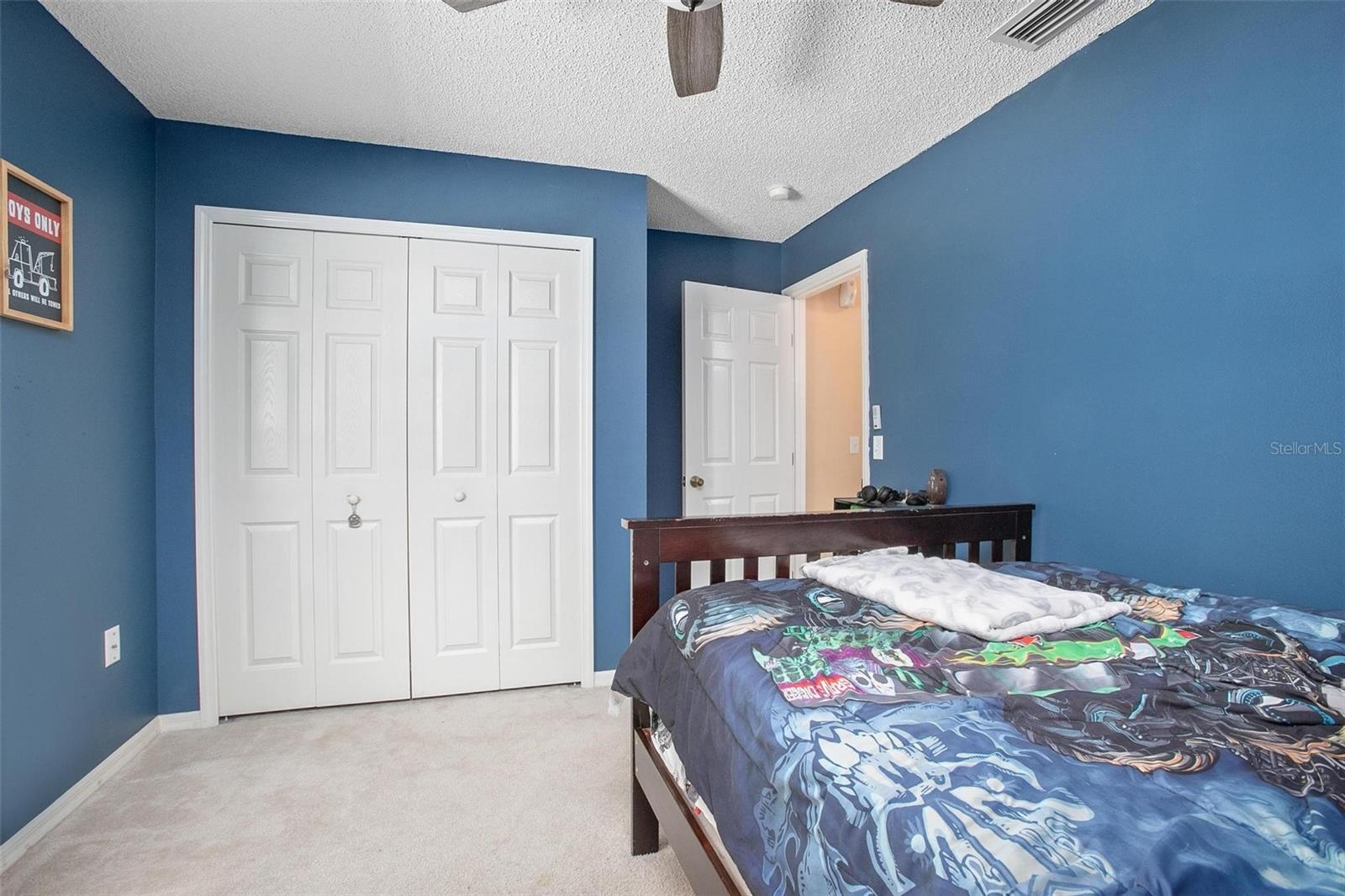 433 LANCASTER AVE