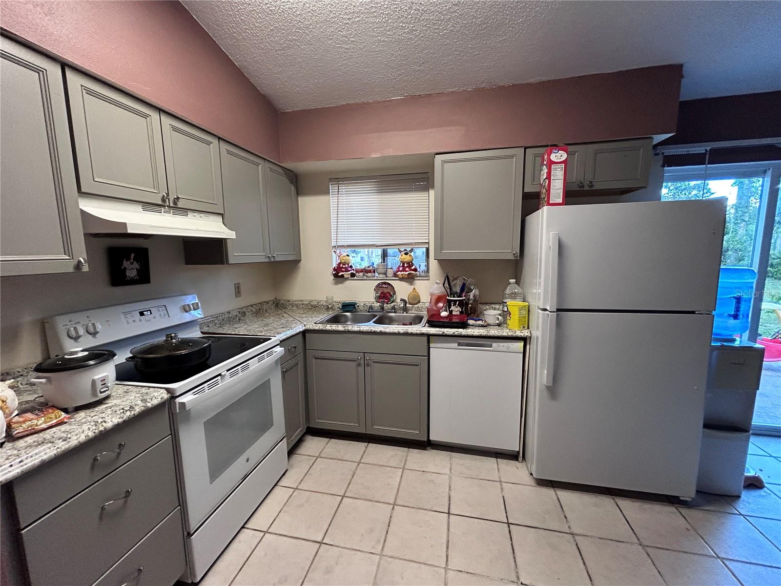 1665 BREWTON CIR