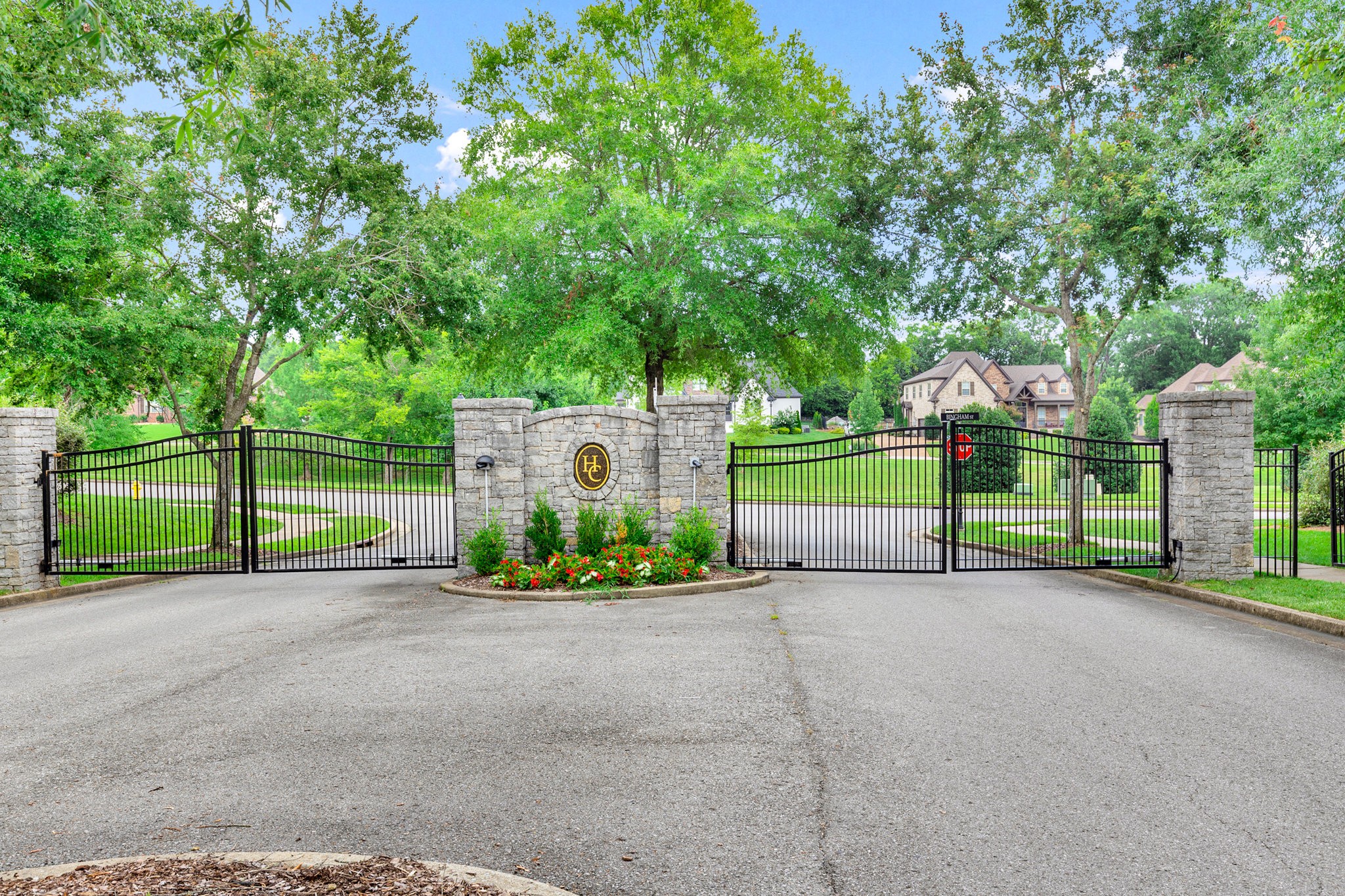 1012 Keeneland Dr