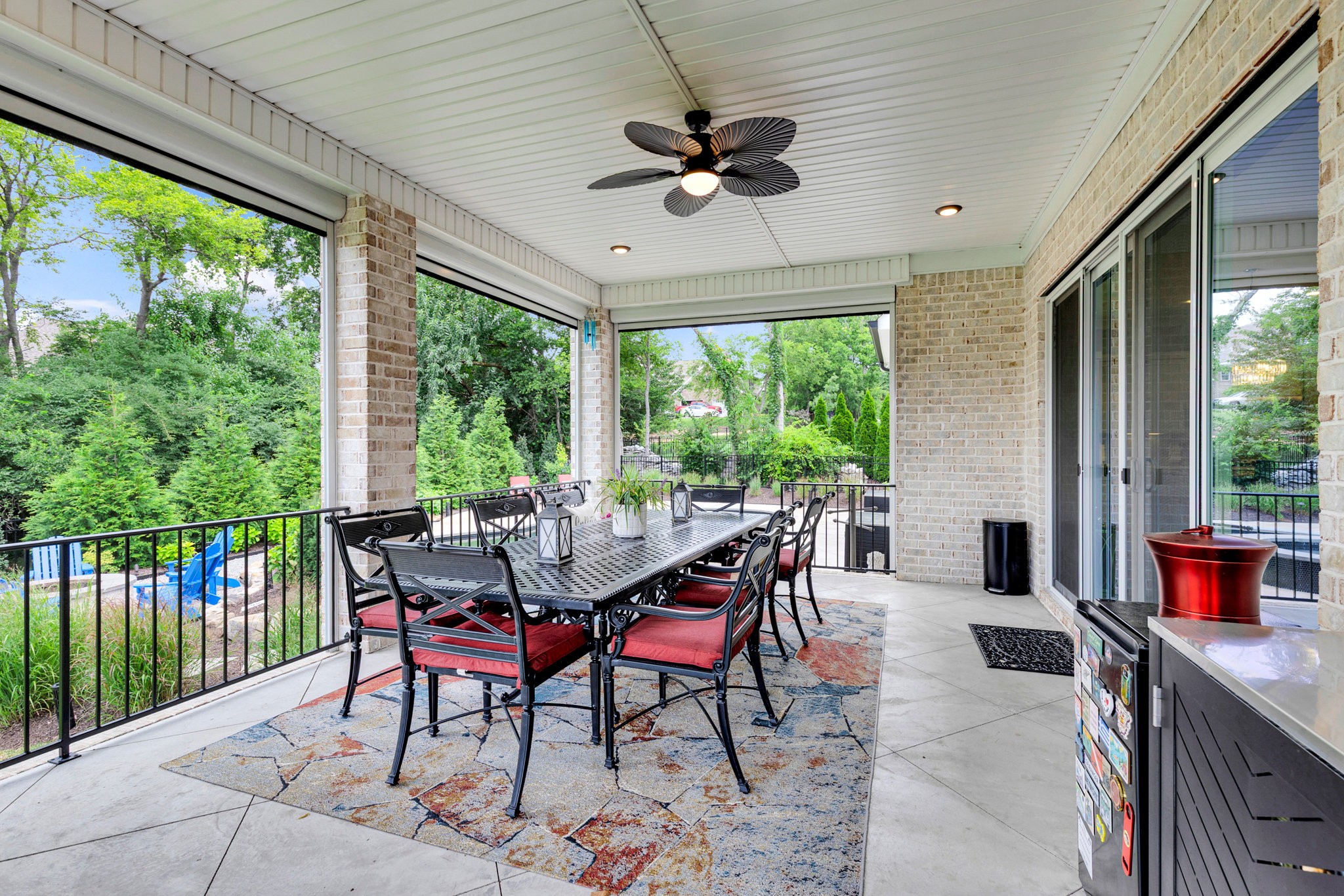 1012 Keeneland Dr