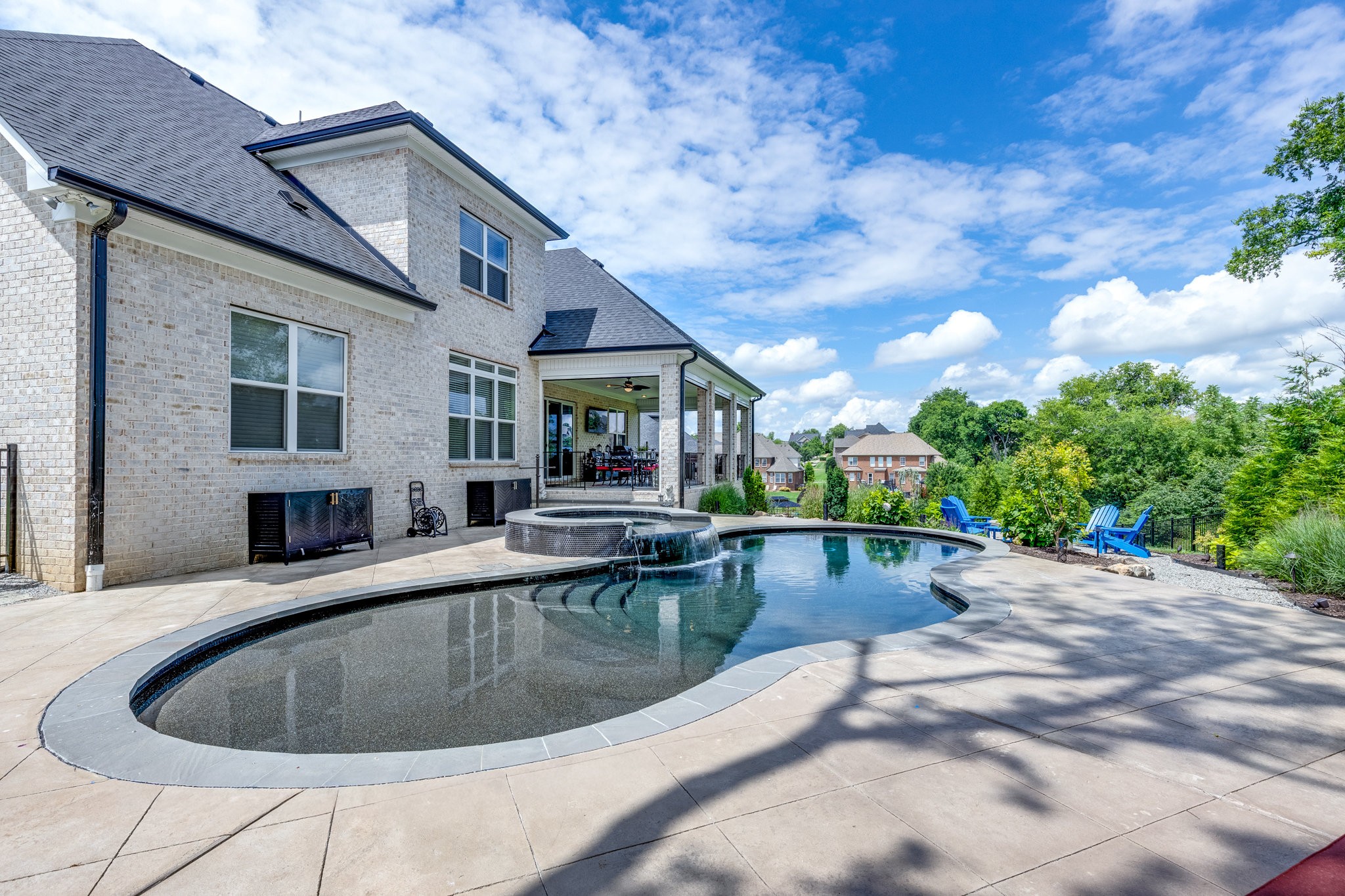 1012 Keeneland Dr