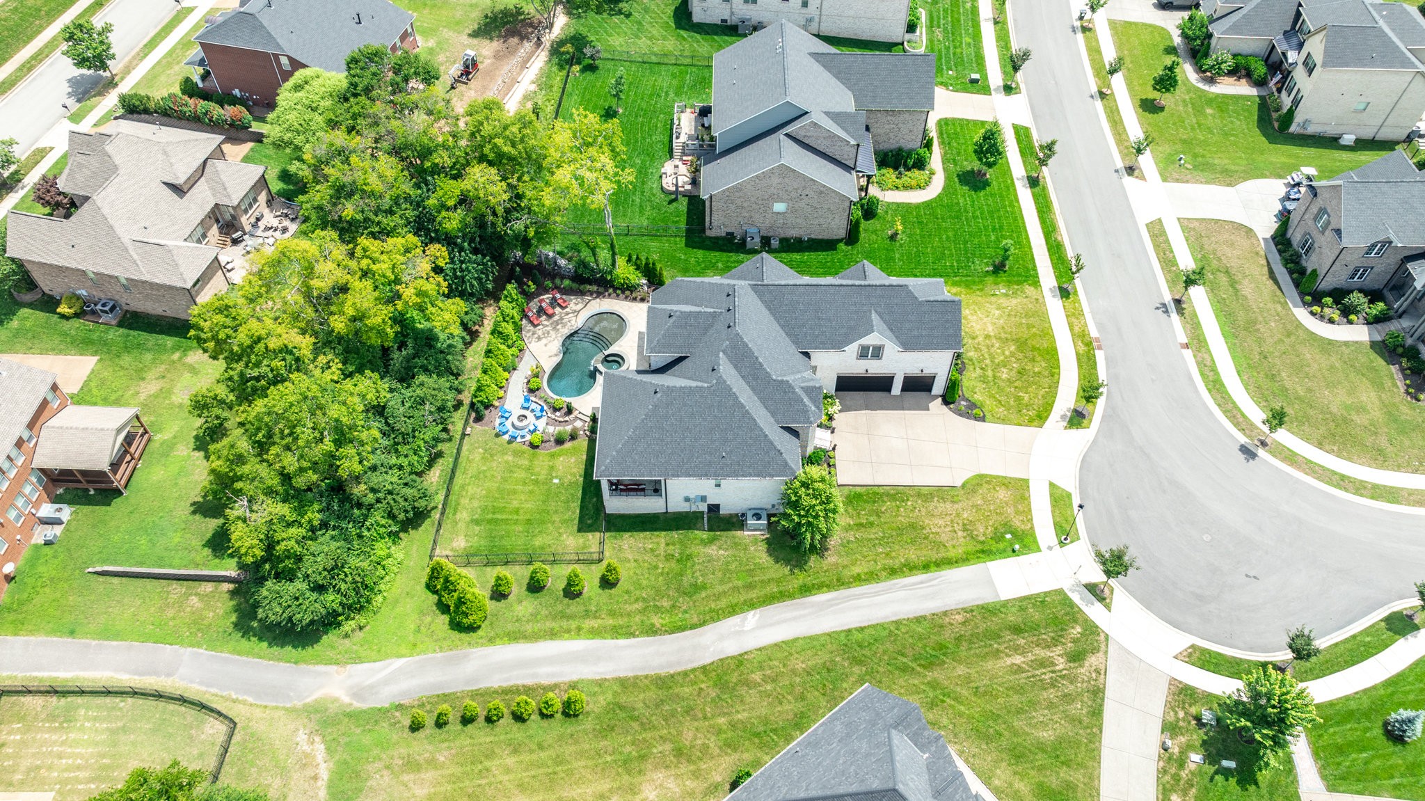 1012 Keeneland Dr