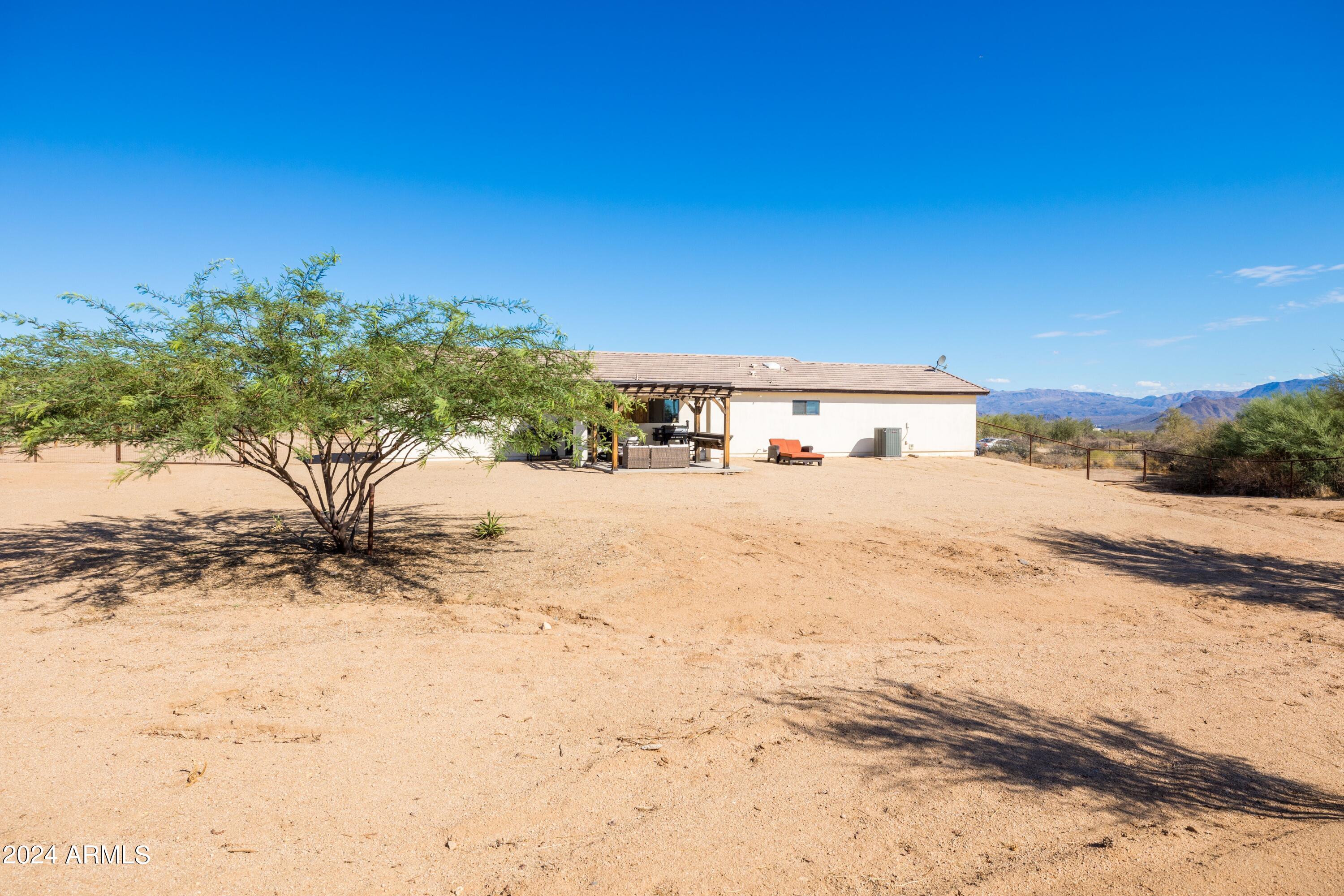 16733 E Duane Lane