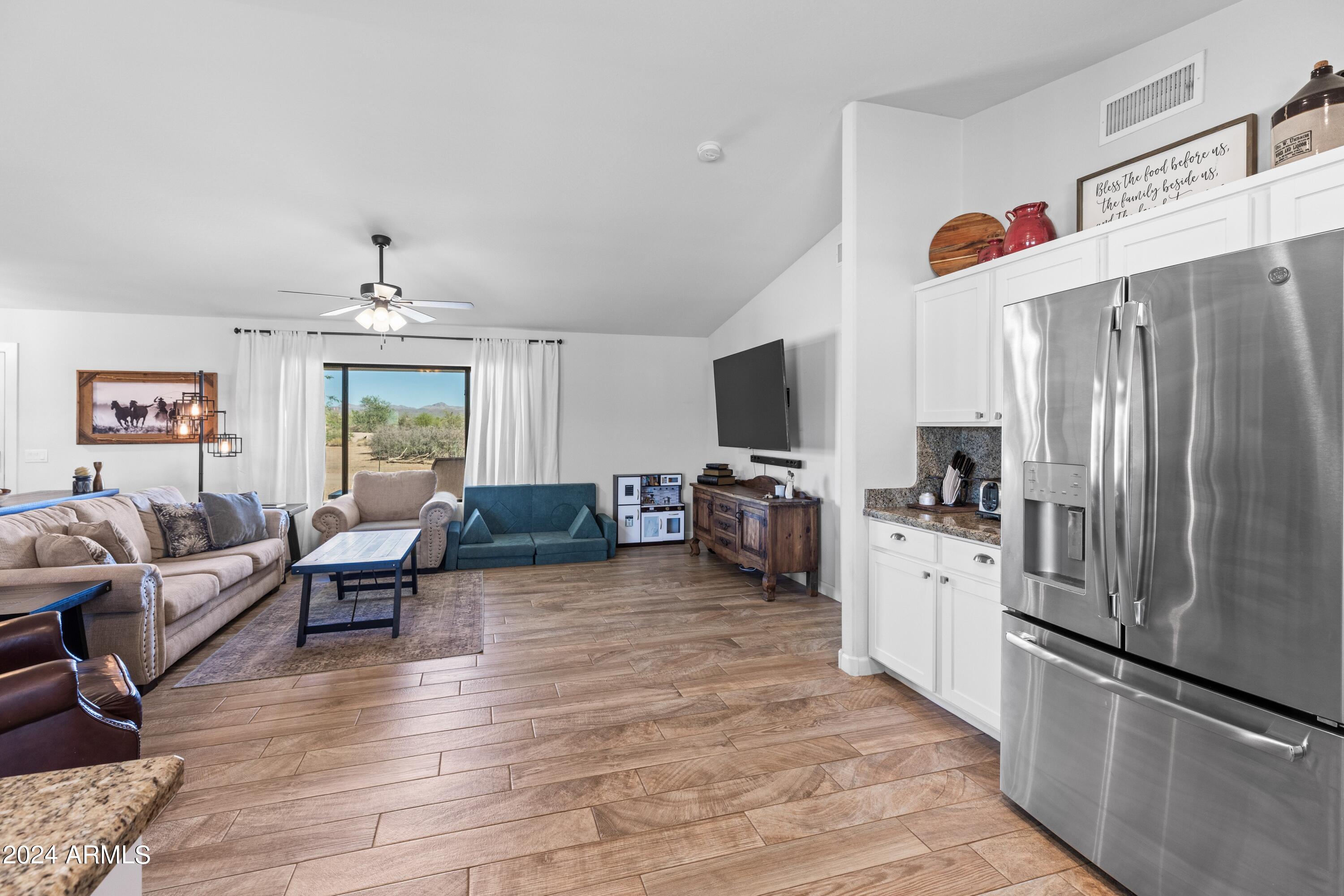 16733 E Duane Lane