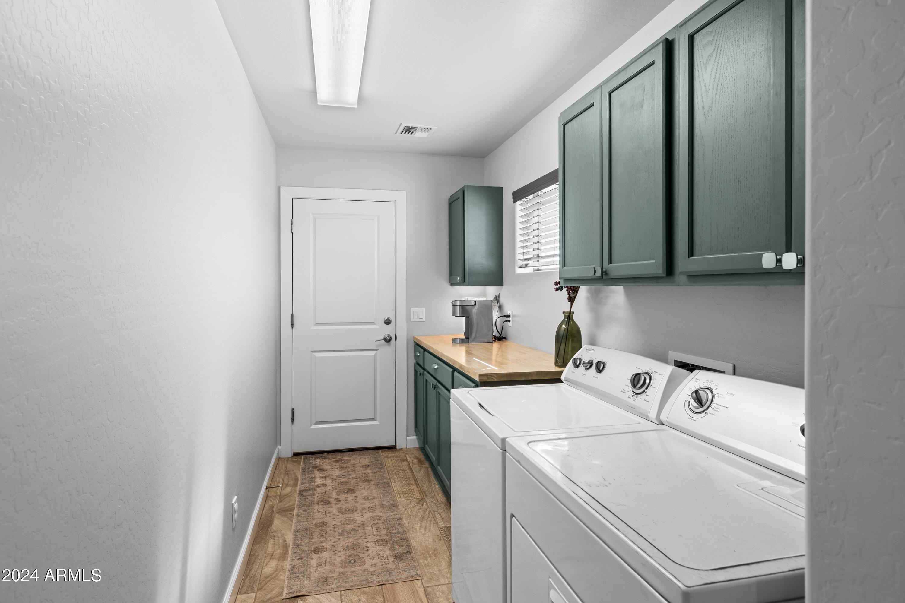 16733 E Duane Lane