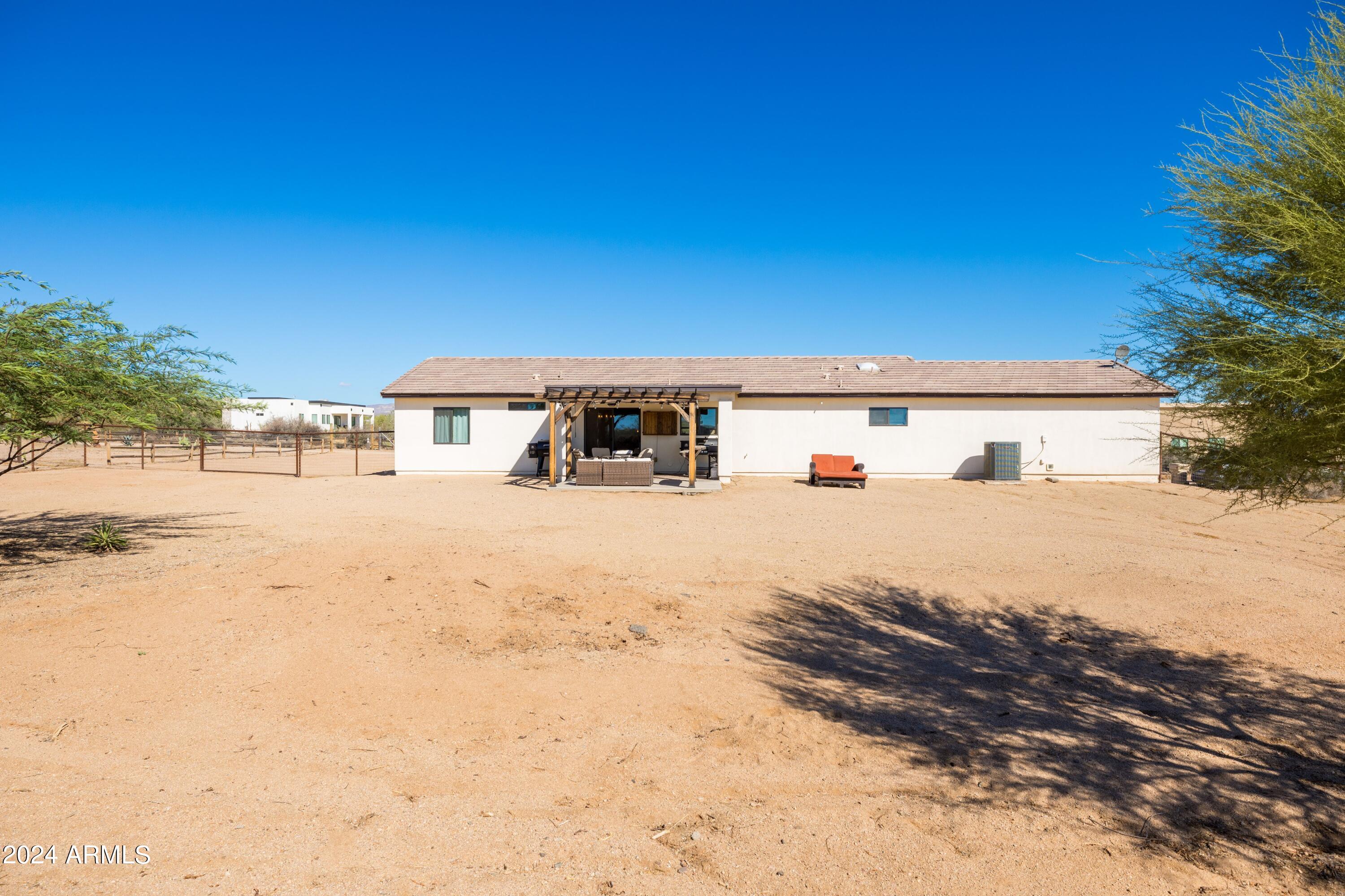 16733 E Duane Lane