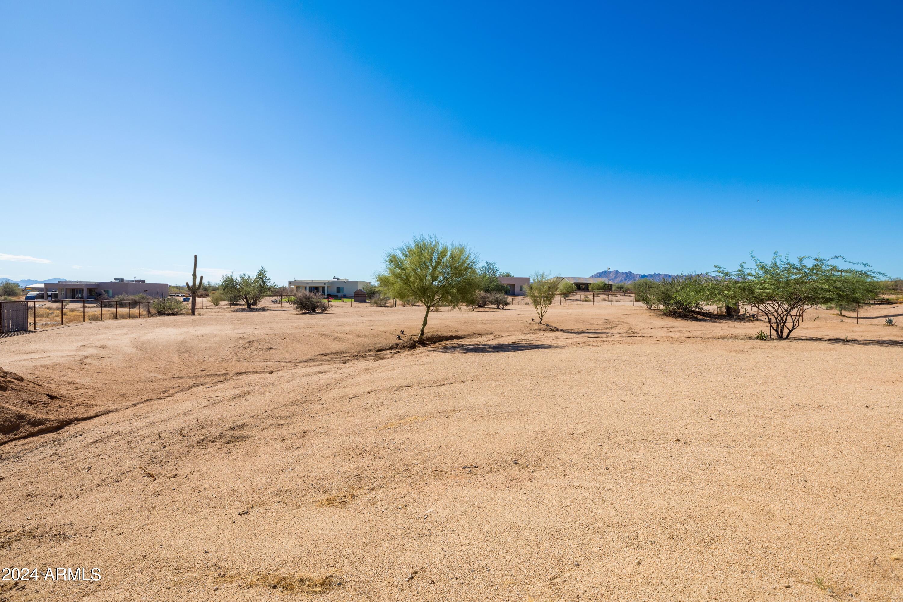 16733 E Duane Lane